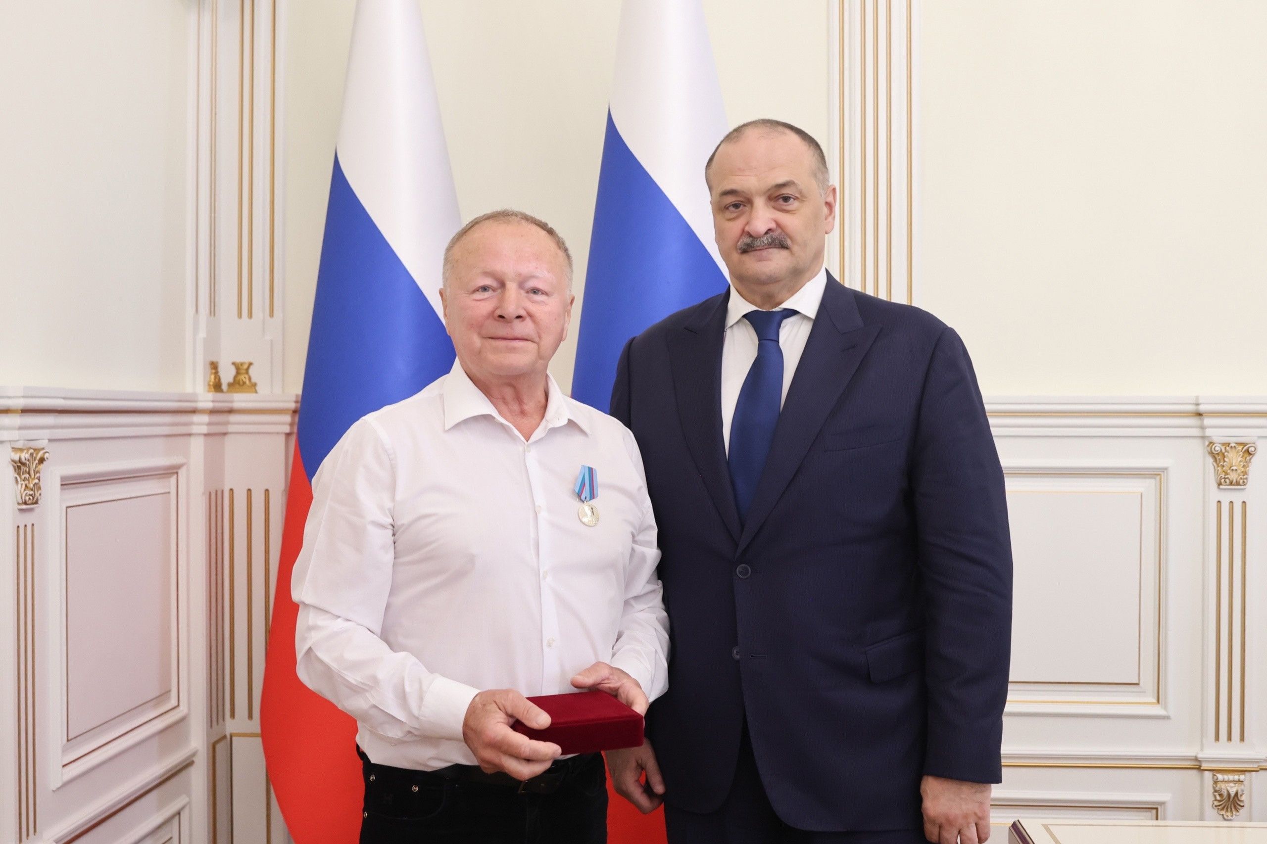 Сергей Меликов встретился с участниками патриотического движения «Живи, страна!».