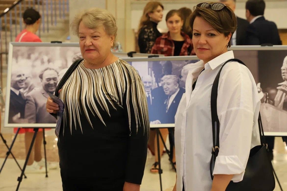 В Кремле представлена фотовыставка к 100-летию народного поэта Дагестана
