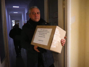 Работники Даргинского театра отправили гуманитарную помощь в зону СВО