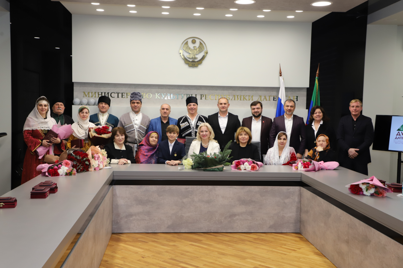 Лауреатов премии Правительства РД «Душа Дагестана» наградили в министерстве.