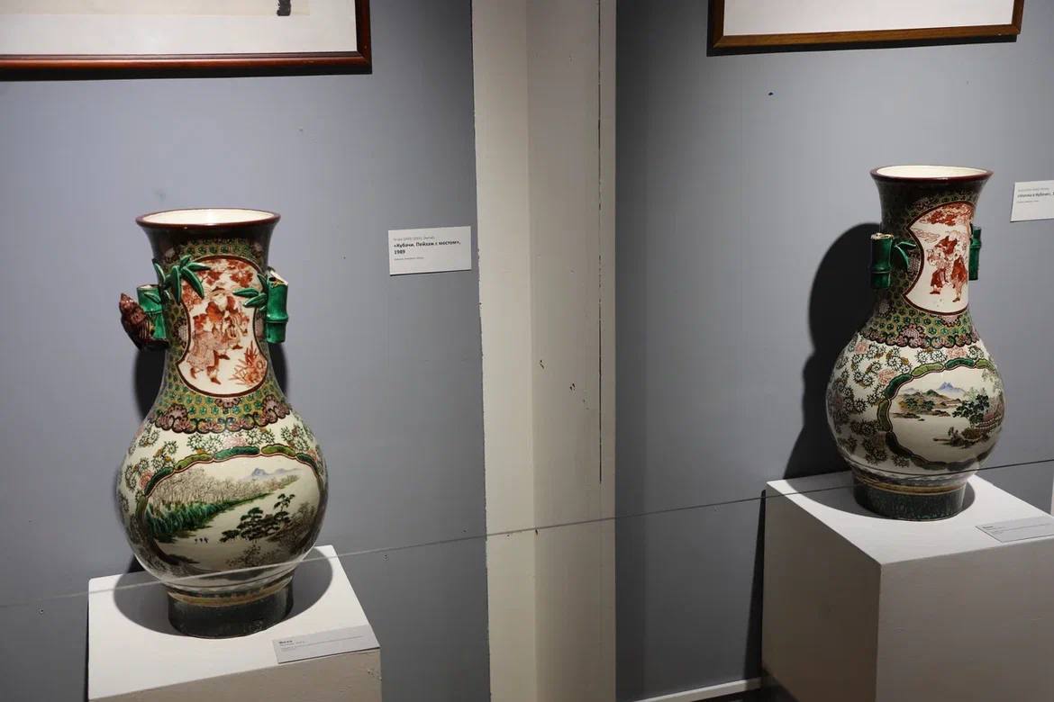 Зарема Бутаева посетила выставку «Искусство Востока» в Дагестанском музее изобразительных искусств им. П.С. Гамзатовой.