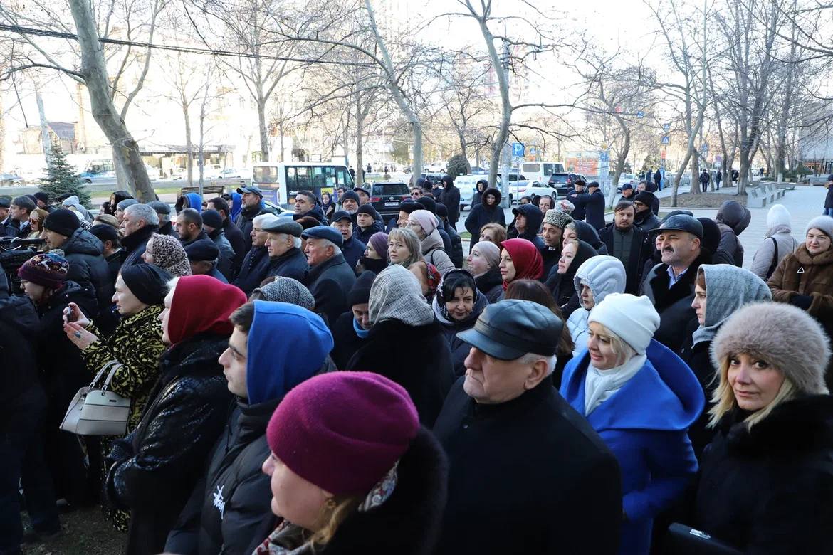 Мемориальную плиту дагестанскому композитору Мураду Кажлаеву открыли в Махачкале.