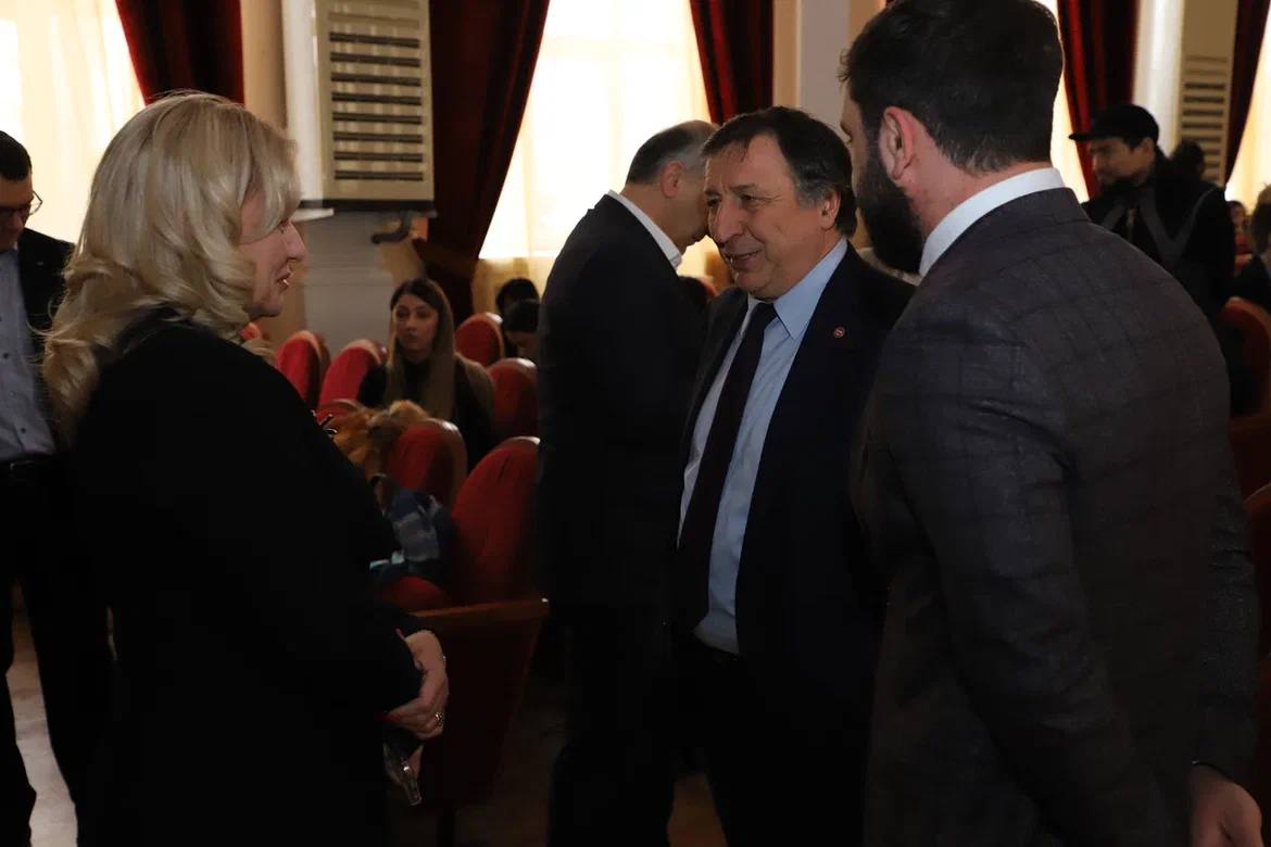 Зарема Бутаева посетила Дагестанский государственный университет в преддверии Дня российского студенчества.